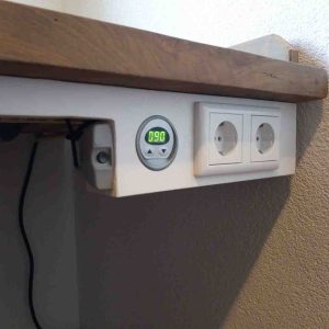 bureau 1